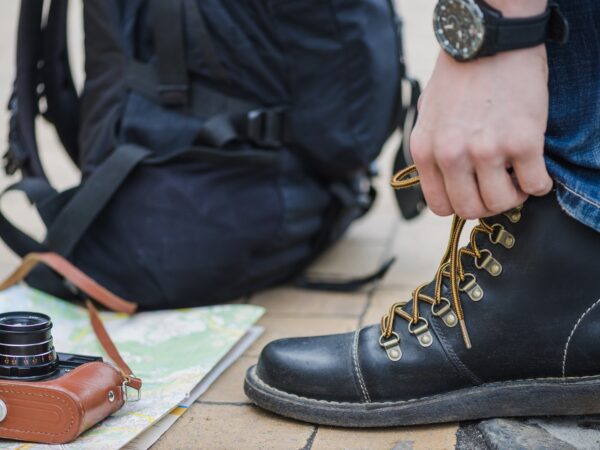 Como escolher uma botina masculina de couro para trabalho?